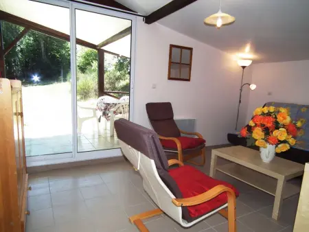 Domaine  La Chatière  mit Jacuzzi, Maison 9 personnes à Gavaudun - Photo 2