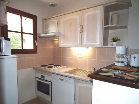 Domäne mit Jacuzzi, Maison 6 personnes à Gavaudun - Photo 5