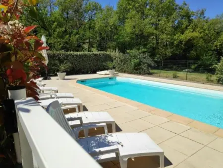Schöne provenzalische Villa Les Carlets mit Pool - Photo 2