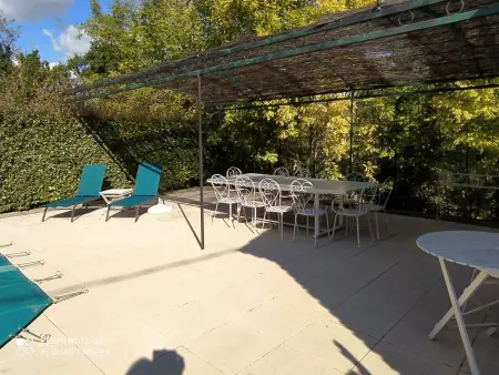 Schöne provenzalische Villa Les Carlets mit Pool - Photo 7