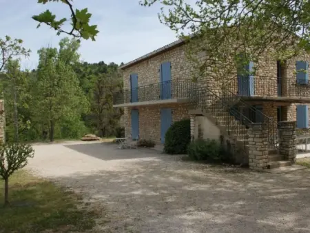 Schöne provenzalische Villa Les Carlets mit Pool - Photo 11