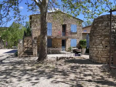 Schöne provenzalische Villa Les Carlets mit Pool - Photo 16