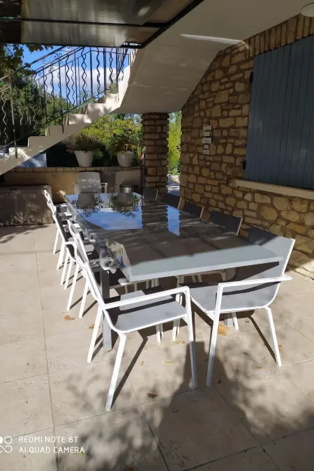 Schöne provenzalische Villa Les Carlets mit Pool - Photo 25
