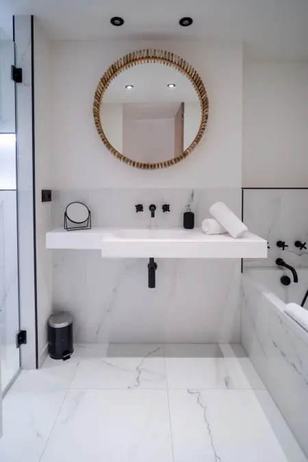Superb 3 Bedroom Apartment on the Port, Appartement 6 personnes à Saint Tropez - Photo 9