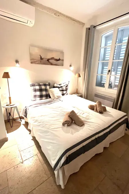 Originelle Maisonettewohnung im historischen Zentrum - Photo 3