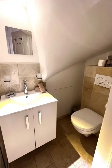 Originelle Maisonettewohnung im historischen Zentrum - Photo 7