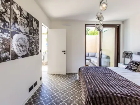 Schicke und moderne Wohnung im Stadtzentrum, Appartement 2 personnes à Saint Tropez - Photo 2