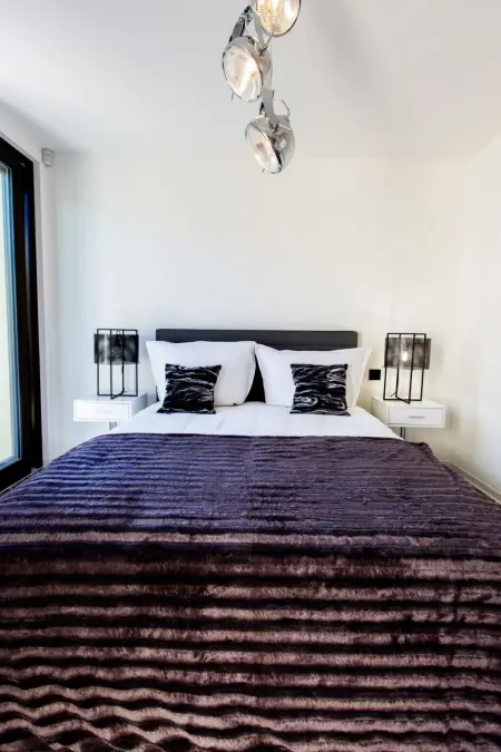 Schicke und moderne Wohnung im Stadtzentrum, Appartement 2 personnes à Saint Tropez - Photo 3