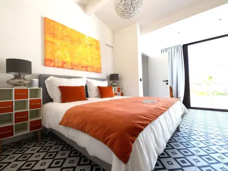 Schicke und moderne Maisonnette im Stadtzentrum, Maison 6 personnes à Saint Tropez - Photo 5