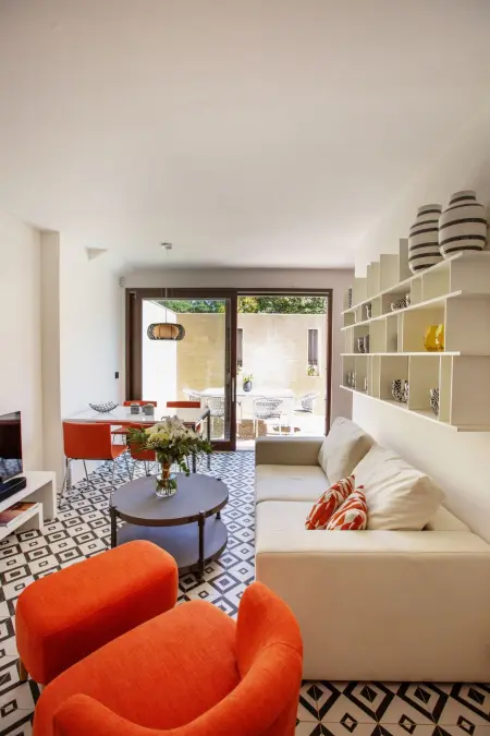 Schicke und moderne Maisonnette im Stadtzentrum, Maison 6 personnes à Saint Tropez - Photo 7