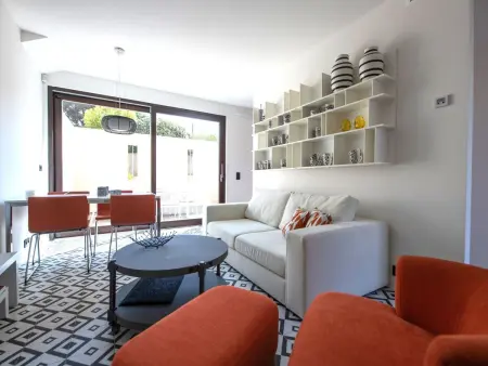 Schicke und moderne Maisonnette im Stadtzentrum, Maison 6 personnes à Saint Tropez - Photo 8