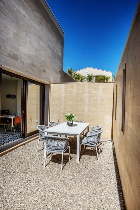 Schicke und moderne Maisonnette im Stadtzentrum, Maison 6 personnes à Saint Tropez - Photo 11