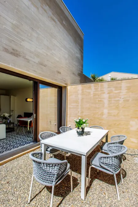 Schicke und moderne Maisonnette im Stadtzentrum, Maison 6 personnes à Saint Tropez - Photo 13