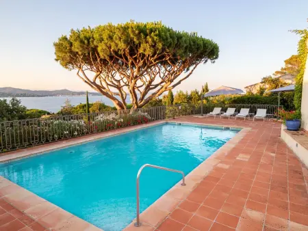 Villa  Marguerite  mit eigenem Garten und Terrasse - Photo 1