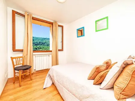 Locations-06 - das haus von noelie 1. stock, Appartement 6 personnes à Cipières - Photo 3