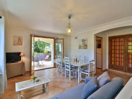 Appartement in Le Bar-Sur-Loup mit Eigenem Garten - Photo 3