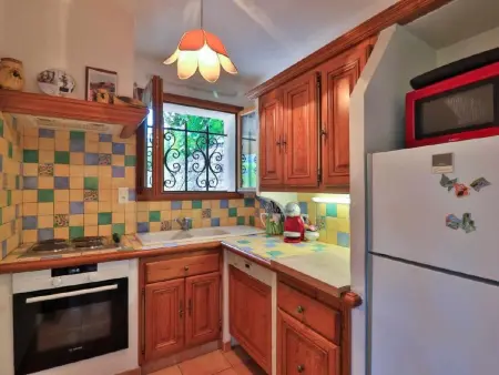 Appartement in Le Bar-Sur-Loup mit Eigenem Garten - Photo 4