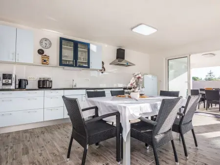 Apartment Olujic 1, Appartement 4 personnes à Vir - Photo 28