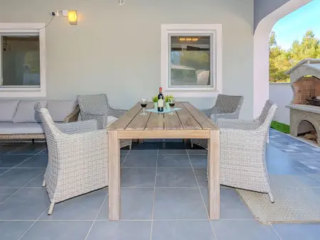 HH Stjepanovic, Maison 4 personnes à Vir - Photo 5