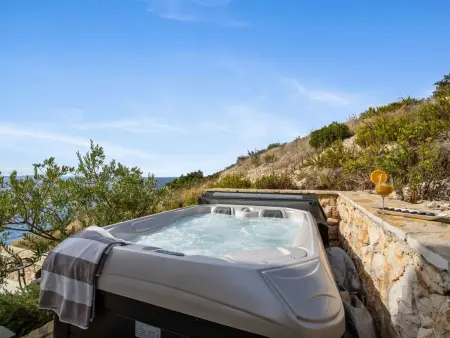 Gemütliches Ferienhaus in Vinišće mit Privatem Pool und Meerblick - Photo 5