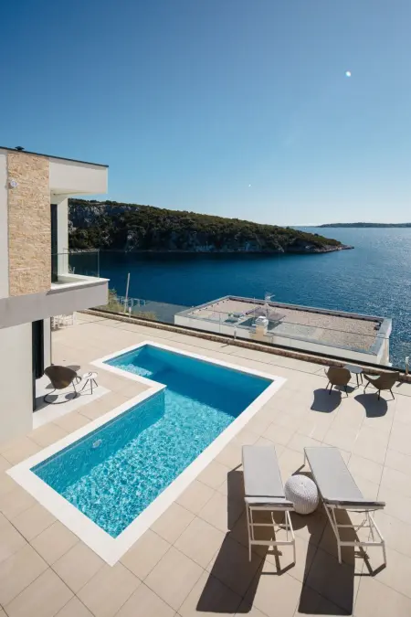 Charmantes Ferienhaus in Vinišće mit Privatem Pool und Meerblick - Photo 9