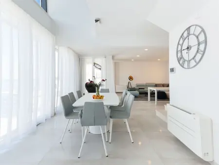 Charmantes Ferienhaus in Vinišće mit Privatem Pool und Meerblick - Photo 14