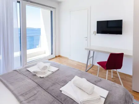 Charmantes Ferienhaus in Vinišće mit Privatem Pool und Meerblick - Photo 27