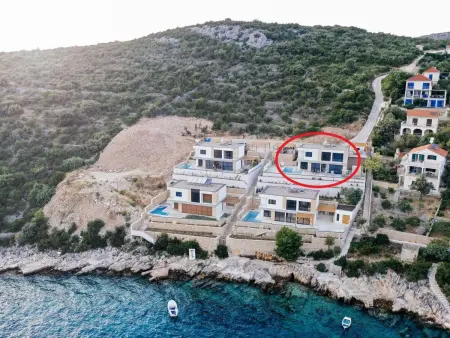 Charmantes Ferienhaus in Vinišće mit Privatem Pool und Meerblick - Photo 40