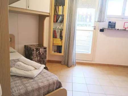 Wohnung mit Garten, wenige Minuten vom Meer entfernt - Photo 8