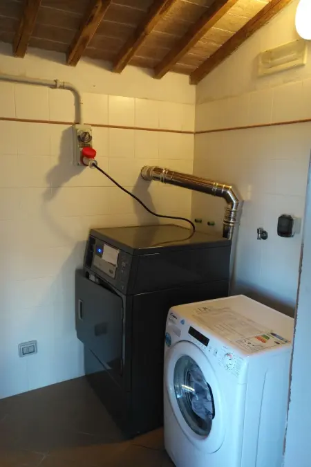 Dreizimmerwohnung für 4 Personen 3 km vom Zentru - Photo 13