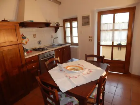 Dreizimmerwohnung für 4 Personen 3 km vom Zentru - Photo 26