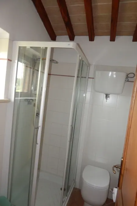 Studio im ersten Stock eines Landhauses, Appartement 3 personnes à Sienne - Photo 6