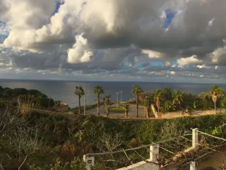 Ferienvilla bei Tropea mit Blick auf das Meer und die liparischen Inseln - Photo 2