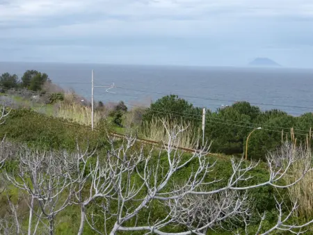 Ferienvilla bei Tropea mit Blick auf das Meer und die liparischen Inseln - Photo 4