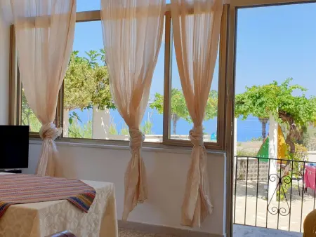 Ferienvilla bei Tropea mit Blick auf das Meer und die liparischen Inseln - Photo 14