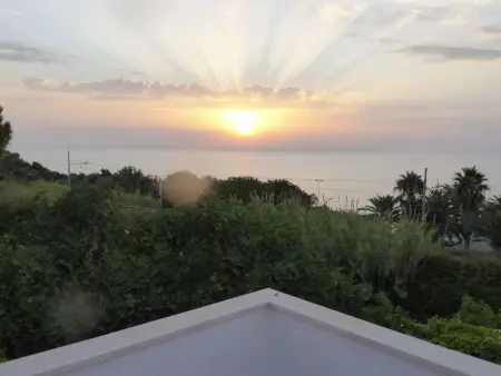 Ferienvilla bei Tropea mit Blick auf das Meer und die liparischen Inseln - Photo 21