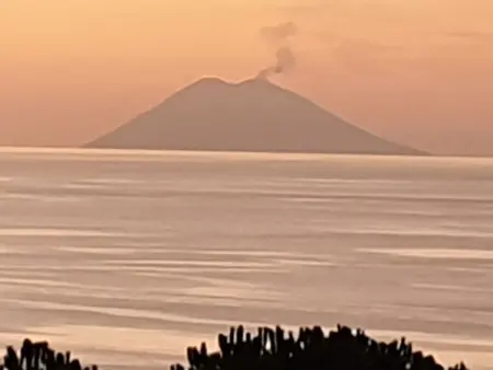 Ferienvilla bei Tropea mit Blick auf das Meer und die liparischen Inseln - Photo 31