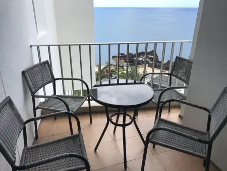 mit Blick auf das Wasser, Appartement 4 personnes à Madeira Funchal - Photo 35