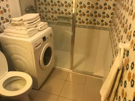 mit Blick auf das Wasser, Appartement 4 personnes à Madeira Funchal - Photo 32