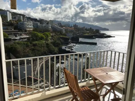 mit Blick auf das Wasser, Appartement 4 personnes à Madeira Funchal - Photo 33
