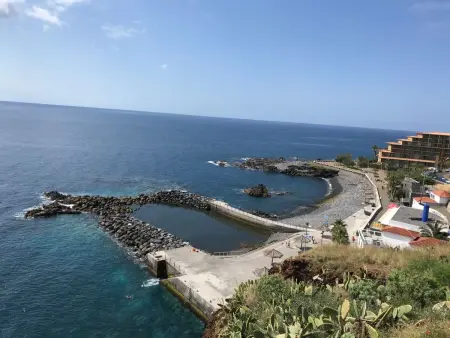 mit Blick auf das Wasser, Appartement 8 personnes à Madeira Caniço - Photo 4