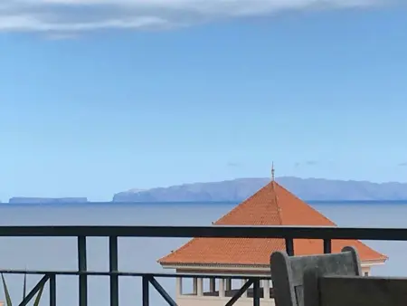 mit Blick auf das Wasser, Appartement 8 personnes à Madeira Caniço - Photo 17