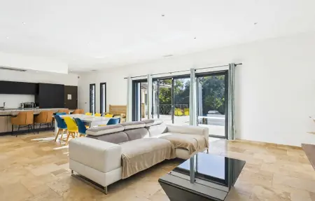 VILLA PROVENÇALE AVEC PISCINE, Maison 8 personnes à Montauroux - Photo 2