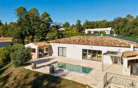 VILLA PROVENÇALE AVEC PISCINE, Maison 8 personnes à Montauroux - Photo 5