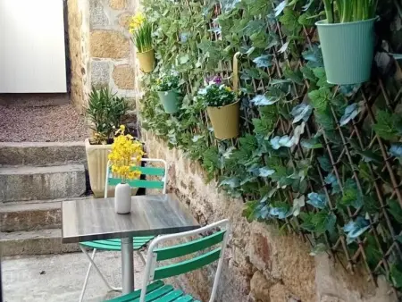 Charmante maison au cœur de Carrouges avec WIFI - Photo 2