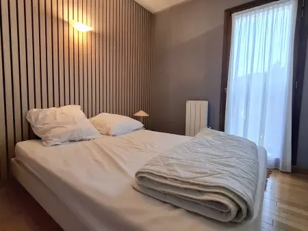Appartement T3 spacieux avec terrasse et parking, proche télésiège - Photo 4