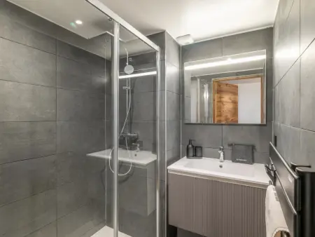 Appartement haut standing, centre station Alpe d'Huez - Photo 11