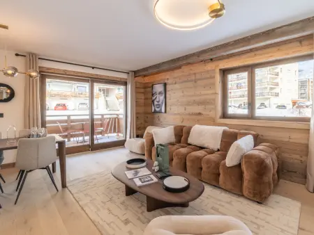 Élégant appartement 6 pers, balcon, proche pistes - Photo 2