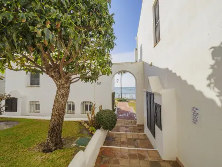 Élégant appartement pour adultes à Mijas avec terrasse privée - Photo 11