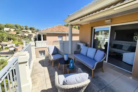 Résidence Aigues Marines, Appartement à Bandol avec vue panoramique sur la mer - Photo 2
